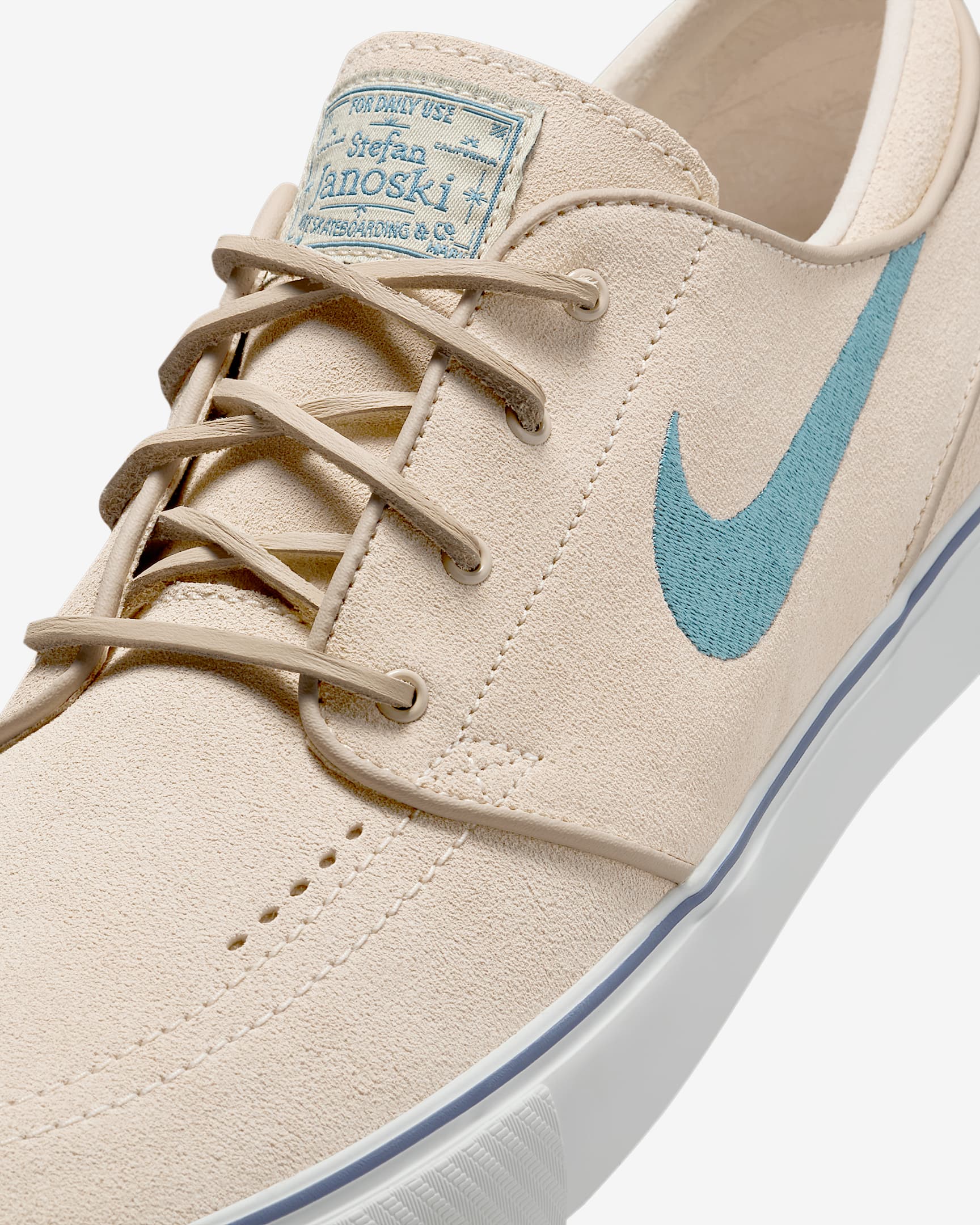 nike janoski skateboarding
